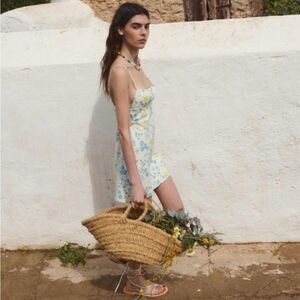 Zara Daisy Floral Mini Dress Size Medium Sundress Vacation Travel